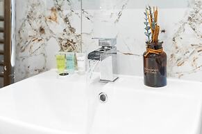 Deluxe House in Harborne