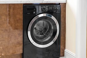 Deluxe House in Harborne