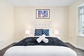 Deluxe House in Harborne