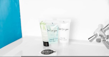 Bright Modern Home Near Birmingham