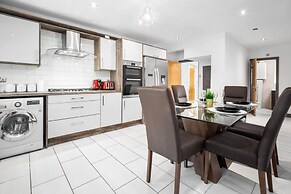 Luxury House Near Solihull