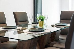 Luxury House Near Solihull