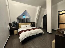 New World Sapa Hotel - by Bay Luxury