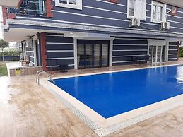 Avullar Palace Hotel