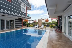 Avullar Palace Hotel