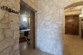 By Yüksel Cave Hotel