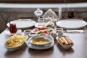 By Yüksel Cave Hotel