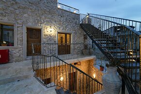 By Yüksel Cave Hotel