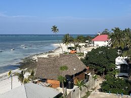 Aluna Beach Apartments