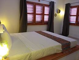 Aluna Beach Apartments