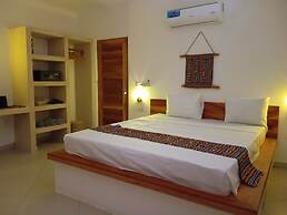 Aluna Beach Apartments