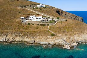 Inviting 8-bed Villa in Ermoupoli - Villa Blueros