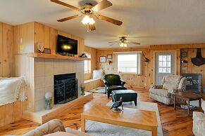 'the Lodge' Spacious Afton Cabin Near Fishing!