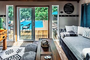 Cozy Tiffin House w/ Private Pool: 1 Mi to Town!