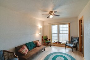 'the Barn' Secluded Home 7 Mi to Afton Lake!