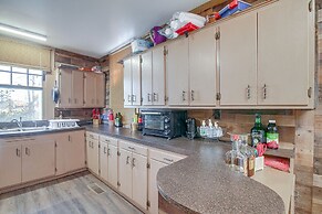 Expansive Wheatley Home ~ 65 Mi to Memphis!