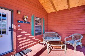 Cozy Dillard Cabin w/ Mountain Views & Pool Access