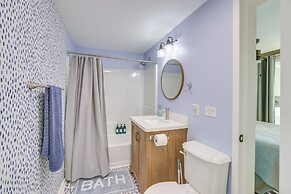 Waterfront Shelby Home w/ Fireplace & Scenic Decks