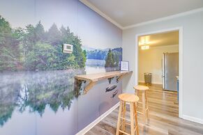 Bright Shelby Cottage w/ Deck & Creek Views!