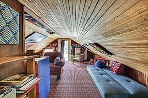 Eclectic Wildomar Home: 6 Mi to Santa Rosa Plateau