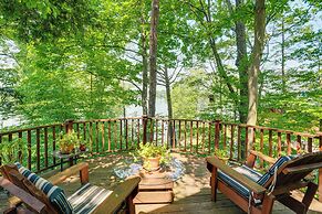 Pet-friendly Cabin Overlooking Sleepy Hollow Lake