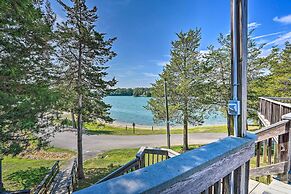 Pet-friendly Cabin Overlooking Sleepy Hollow Lake
