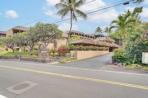 Penthouse Condo in Kona Pacific w/ Ocean Views!