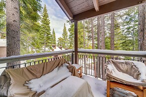 Truckee Resort Condo w/ Shuttle + Hot Tub Access!