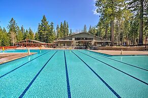 Truckee Resort Condo w/ Shuttle + Hot Tub Access!