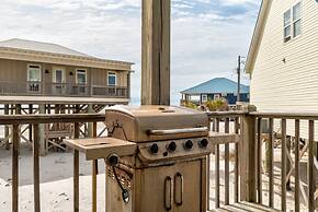 Lazy Daze Beach House - 105 Strand Ct 3 Bedroom Home by RedAwning