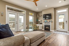 Lazy Daze Beach House - 105 Strand Ct 3 Bedroom Home by RedAwning