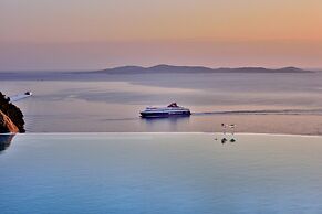 Immaculate 5-bed Villa in Klouvas - Villa Alkmini