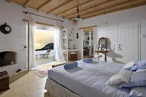 Immaculate 5-bed Villa in Klouvas - Villa Alkmini