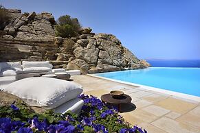 Immaculate 5-bed Villa in Klouvas - Villa Alkmini