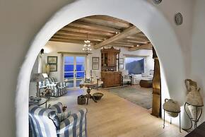 Immaculate 5-bed Villa in Klouvas - Villa Alkmini