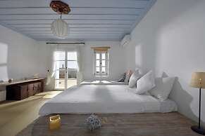 Immaculate 5-bed Villa in Klouvas - Villa Alkmini