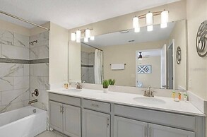 Riverside At Storey Lake By Shine Villas 5 Bedroom Townhouse