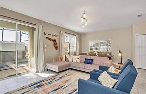 Riverside At Storey Lake By Shine Villas 5 Bedroom Townhouse