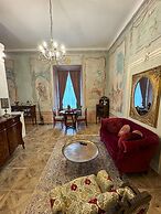 Opera apartments