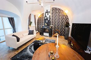 Opera apartments