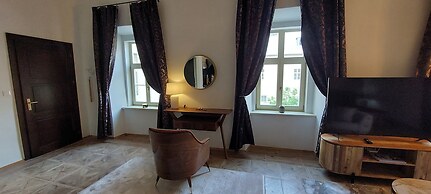 Opera apartments
