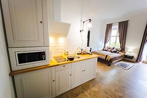 Opera apartments