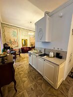 Opera apartments