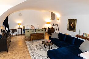 Opera apartments