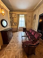 Opera apartments