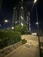 Chic Apartment In Aeon Compound