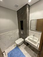 Chic Apartment In Aeon Compound