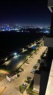Chic Apartment In Aeon Compound