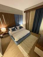 Chic Apartment In Aeon Compound