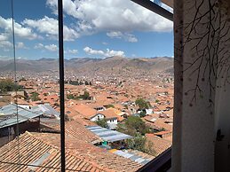 SUMMIT VIEWPOINT HOUSE